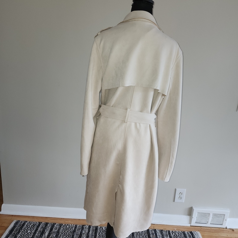 NWT Tahari Faux suede Champagne color Women's Trench Coat - Picture 4 of 8